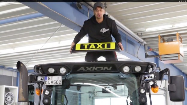 Taxischild für den Traktor