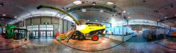 Lexion am Claas Stand CeBIT 2014