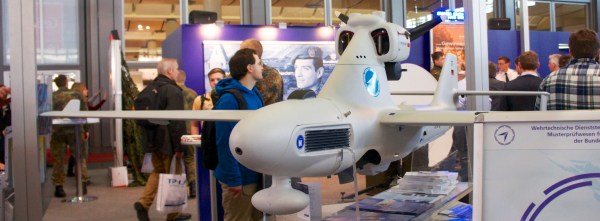 Militärische Drohne CeBit